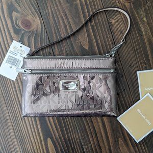 Michael Kors Jet Set Wristlet